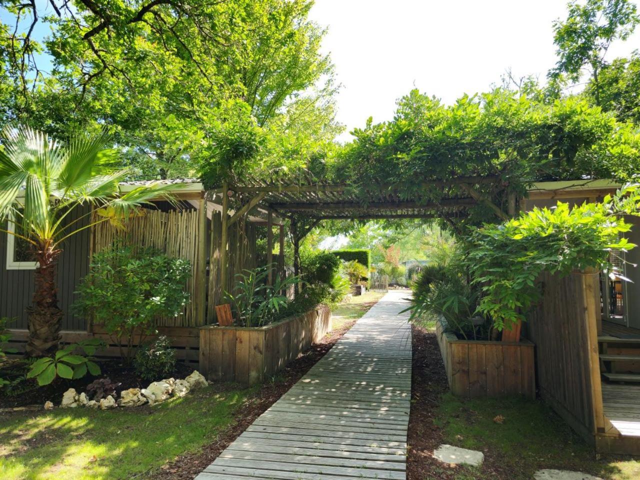 Camping Aux Couleurs Du Ferret Lège-Cap-Ferret Exterior foto